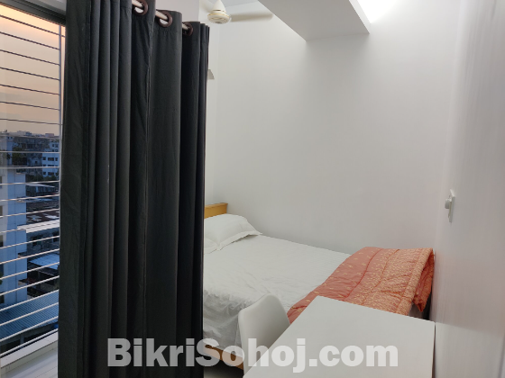 Rent Furnished Two Room Apartment in Bashundhara R/A